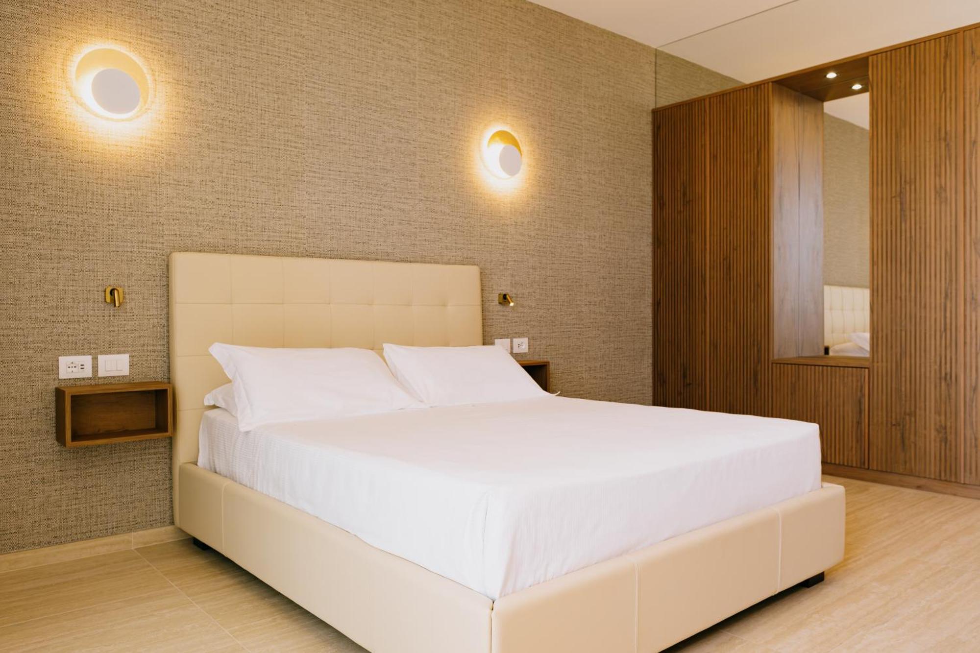Hotel Gallia &